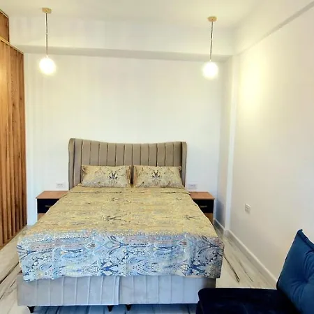 Mamaia Nord -m&n Apartamento *