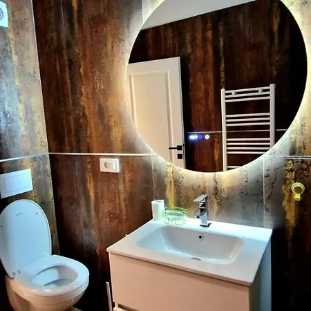 Apartment Mamaia Nord -m&n Năvodari